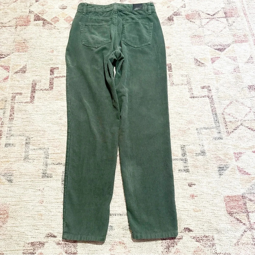 Urban outfitters BDG• Green Corduroy Mom High Rise  Pants Size 26 - Picture 14 of 14